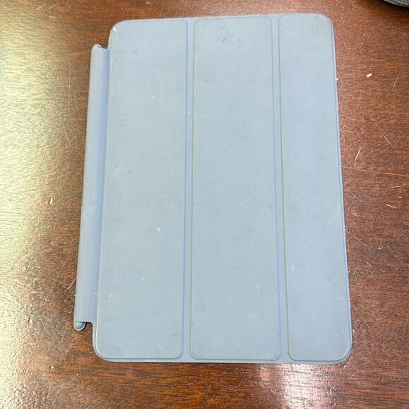 Apple Brand Grey Magnetic Ipad Mini Cover - Picture 2 of 3